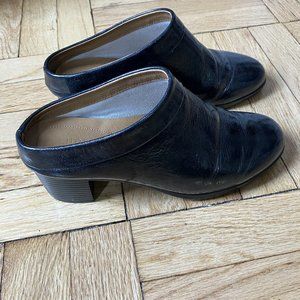 Hopp Patent Leather Mules